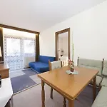 Garni Bernhard Am فندق والشسي
