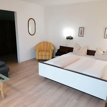 Garni Bernhard Am Otel Walchsee