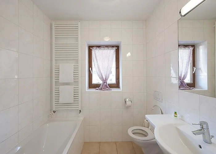 Hotel Garni Bernhard Am 3*