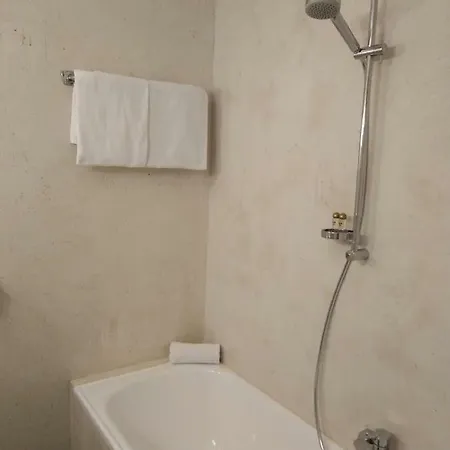 Garni Bernhard Am ホテル ヴァルヒゼー