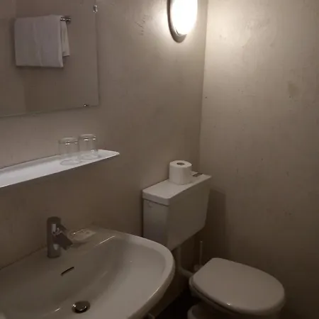 Garni Bernhard Am ホテル ヴァルヒゼー